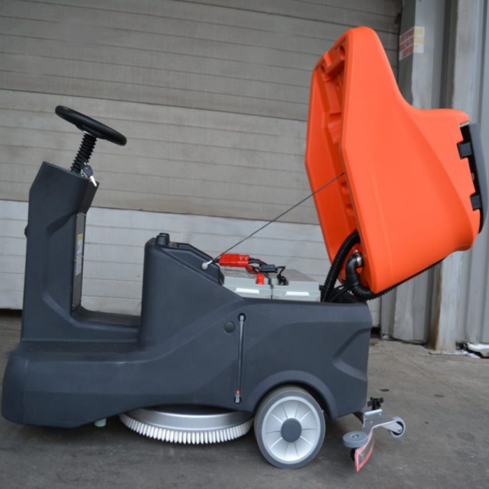 Высокопроизводительная поломоечная машина OXLIFT/NOBLELIFT NR530 с управлением сидя