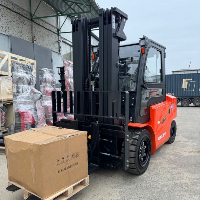 Электропогрузчик Вилочный OXLIFT RX50 5000 мм 5000 кг SS FFL Cabin Li-Ion Solid tyre в морозо-устойчивом исполнении